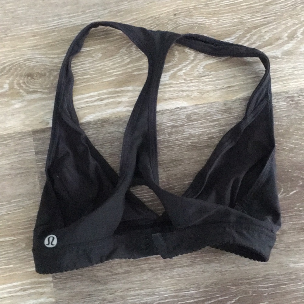 NWOT lululemon All Day Breeze Bra size 2 Black ✨ - Picture 3 of 3